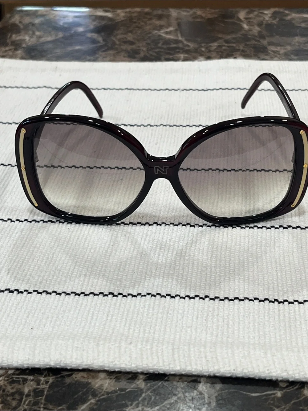 Nina Ricci Oversized Tortoiseshell Sunglasses with Brown Gradient Lenses